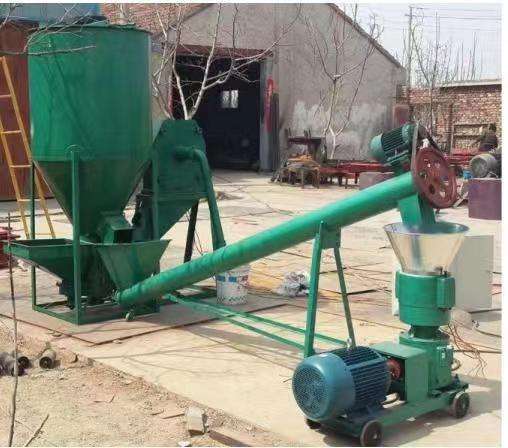 Commercial Animal Feed Grinder Mixer Vertical Animal Feed Mixer Machine 6